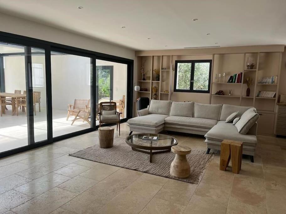 Villa Des Jacinthes Тараскон Екстериор снимка